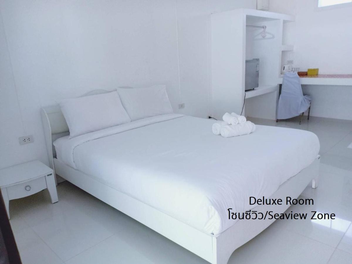 Issara Beach Resort 시촌 외부 사진